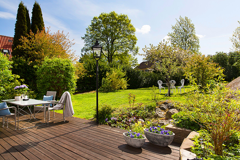 Trädgårdsrenovering & Terrassbygge Villa. Hässelby Gård