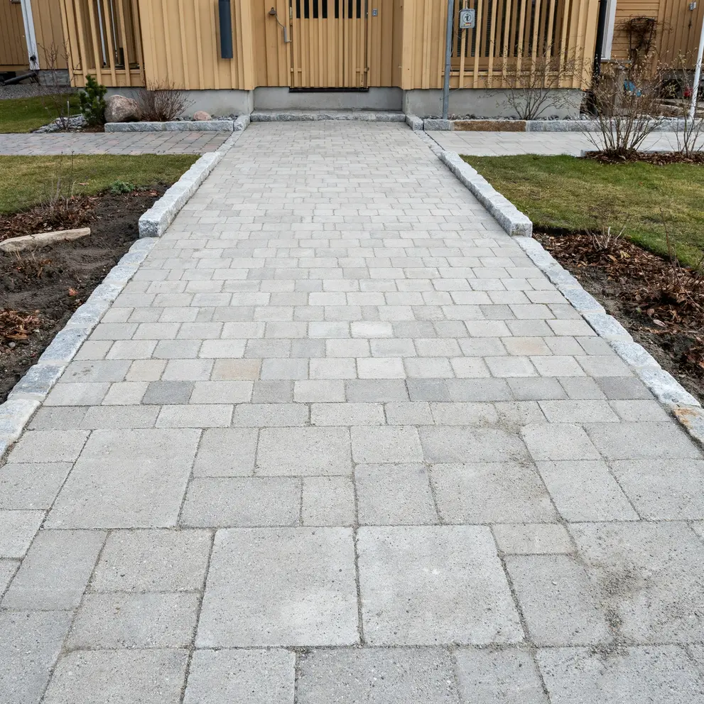 stensattning runt huset gang danderyd djursholm stockholm